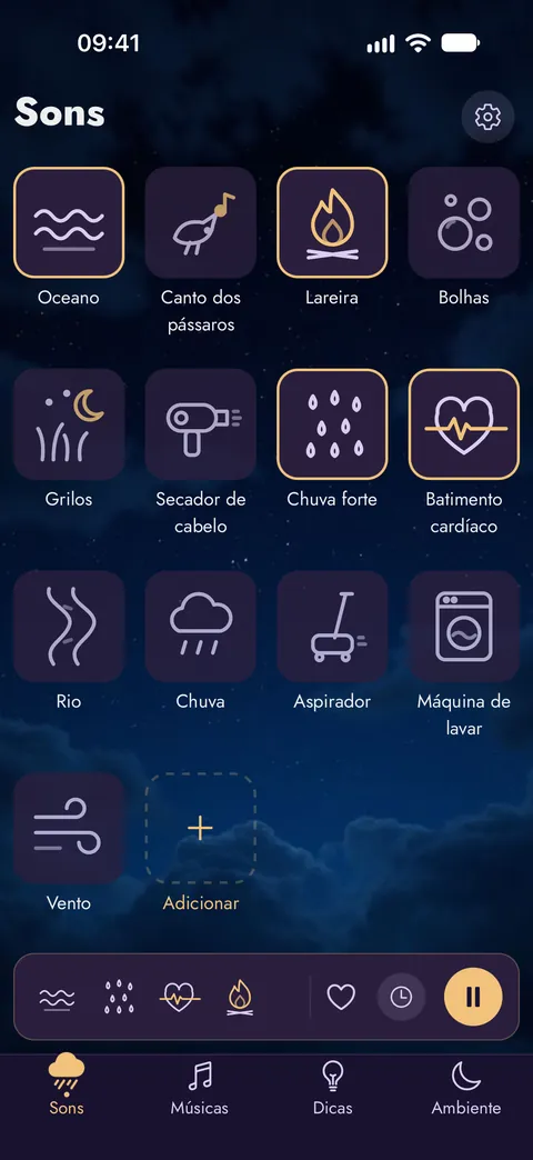 A tela Sons do Luna Lunera, com chuva, oceano, lareira e mais sobre um céu noturno